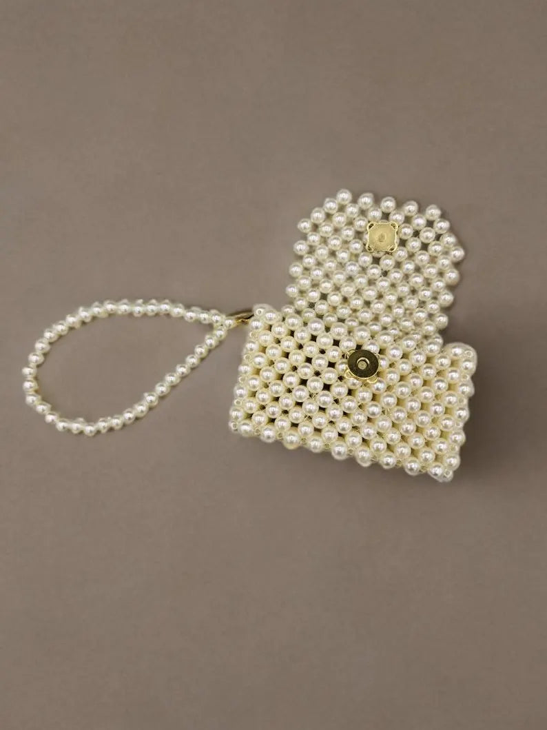 Pearl Essence Holder