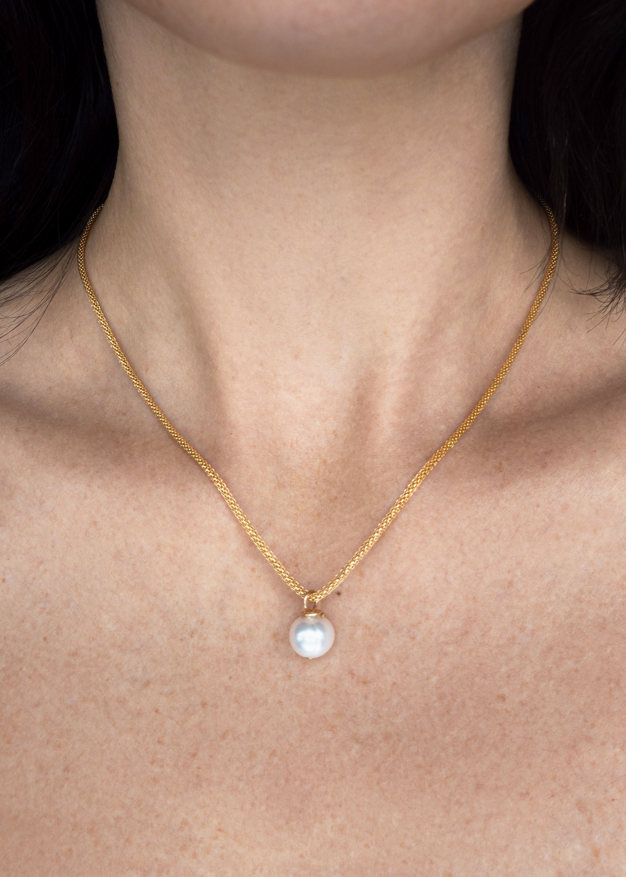 Thea Necklace